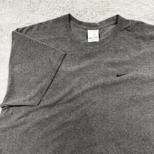 Nike Shirt Mens 2XL Gray Swoosh Logo Classic Athletic Crewneck Tee T-Shirt